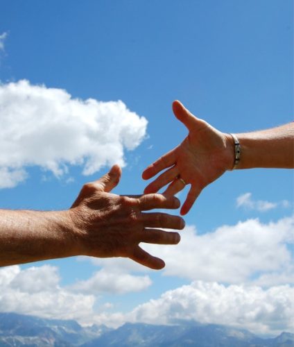 La pulsera solidaria del verano – Ongoing digital La pulsera solidaria del verano - Ongoing digital